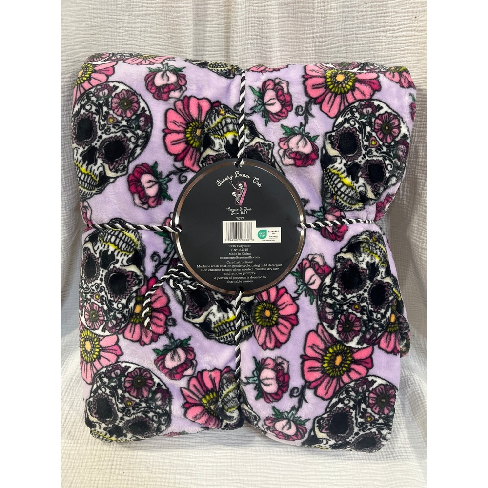 Spooky Babes Club Sugar Skull Plush Blanket Lavender Full Queen 90x90 Halloween - Picture 3 of 3